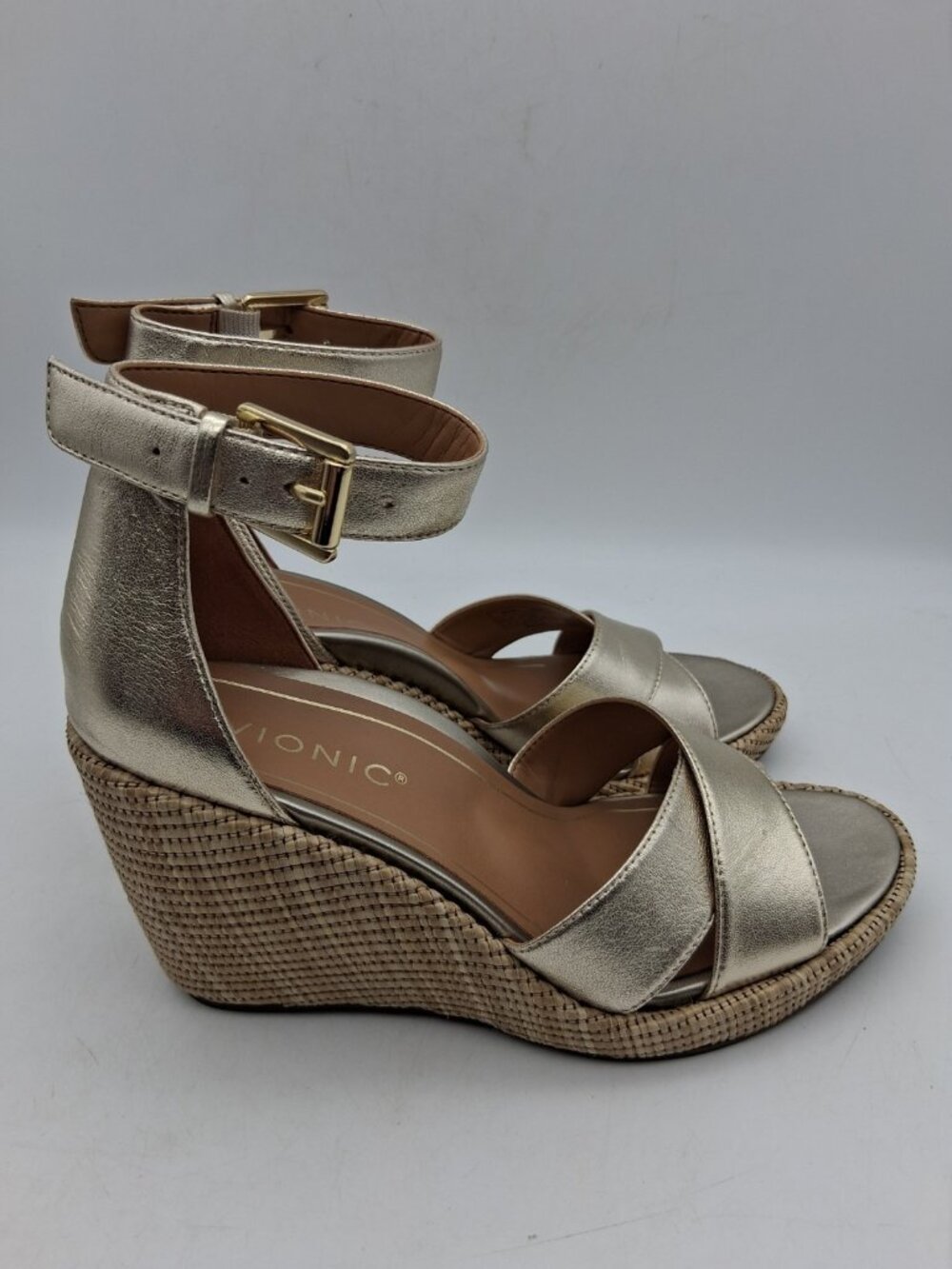 NIB Vionic Marina Wedge Sandal Gold  Size 6.5 M Leather Criss Cross Ankle Strap
